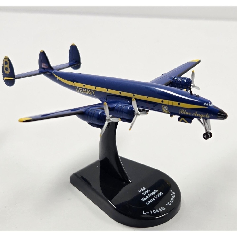 Lockheed L-1049G Connie Blue Angels Model Power 1:300 US Navy Diecast